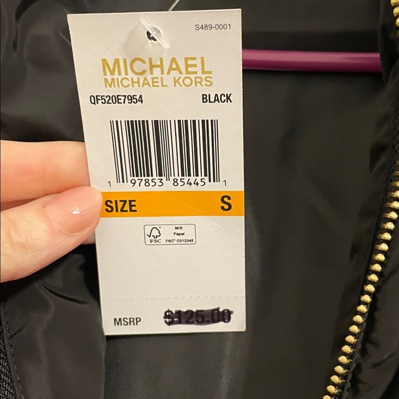 NWT Michael Kors Black Puffy Vest size small - Picture 4 of 6